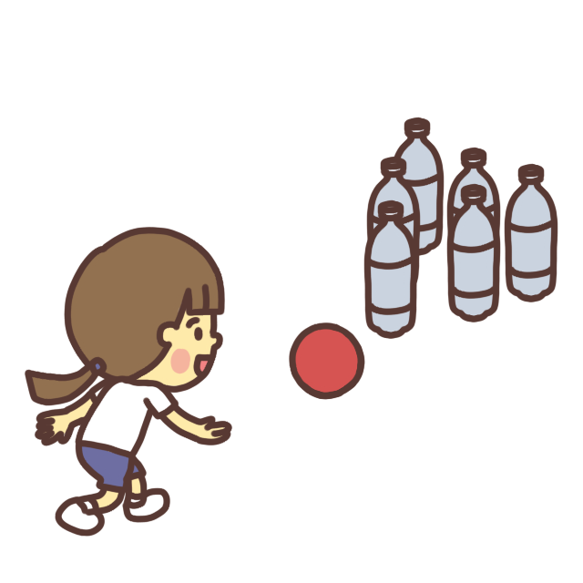 ペットボトルボウリングを遊ぶ女の子
